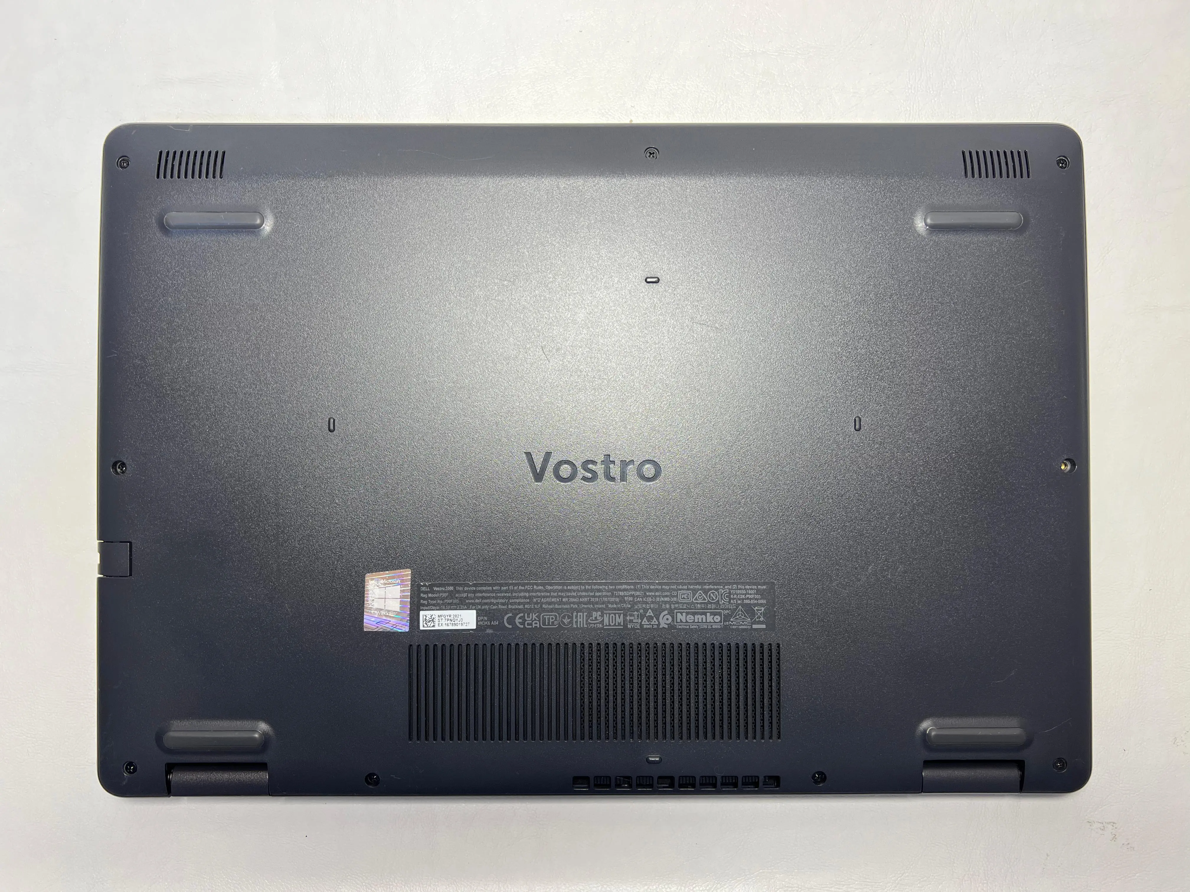 Dell Vostro 3400 &mdash; şəkil 3