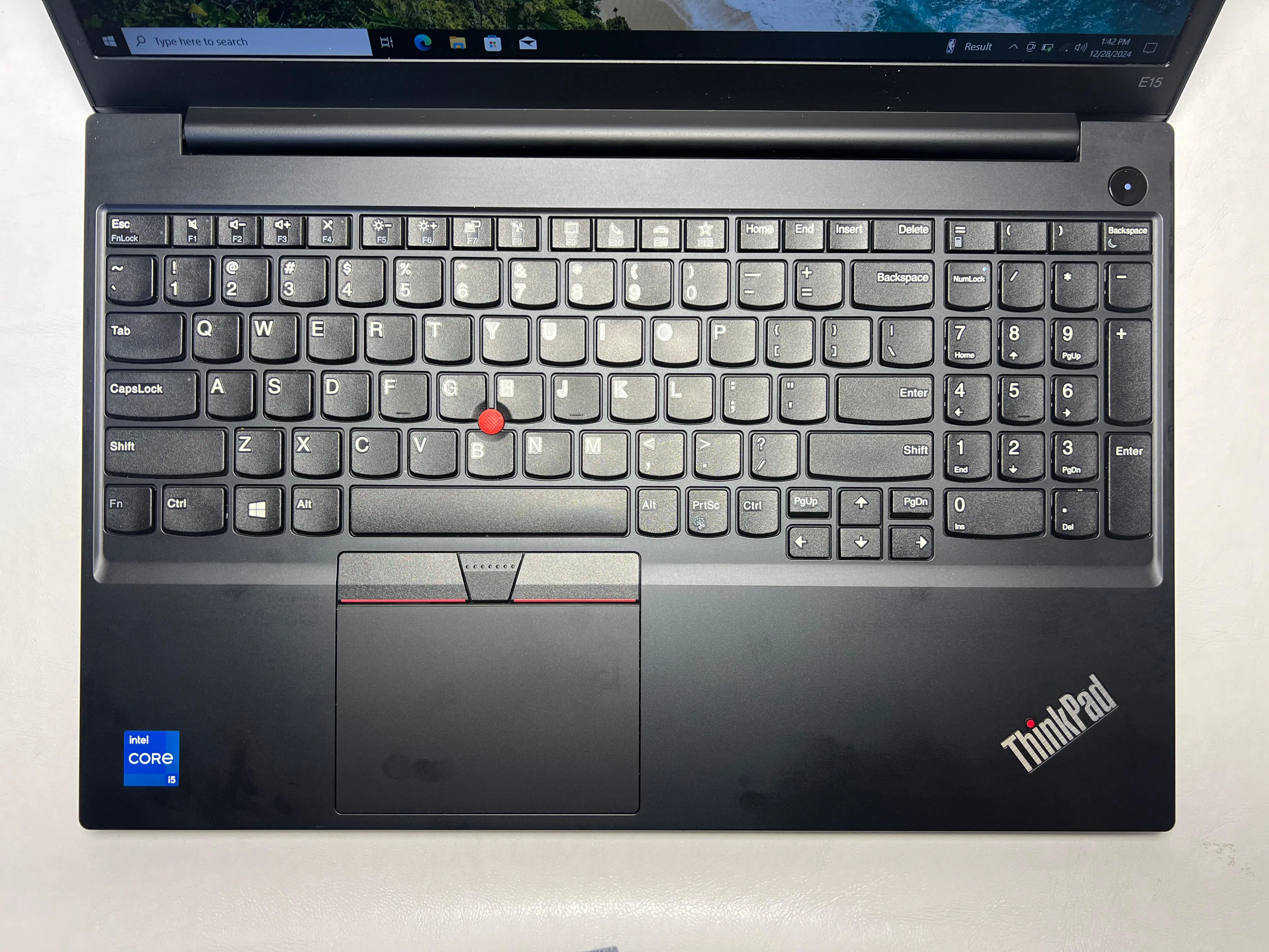 Lenovo Thinkpad E15 Gen 2 — şəkil 1