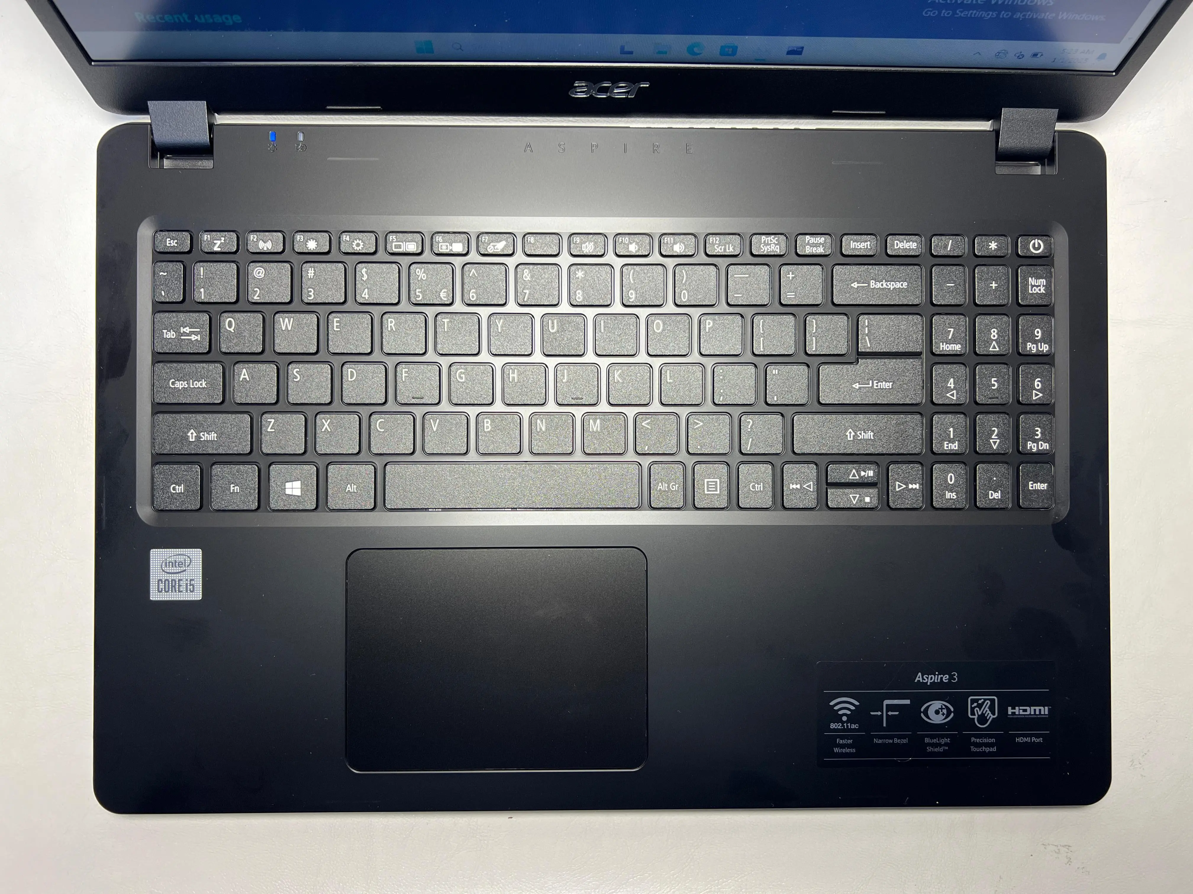 Acer Aspire 3 &mdash; şəkil 1