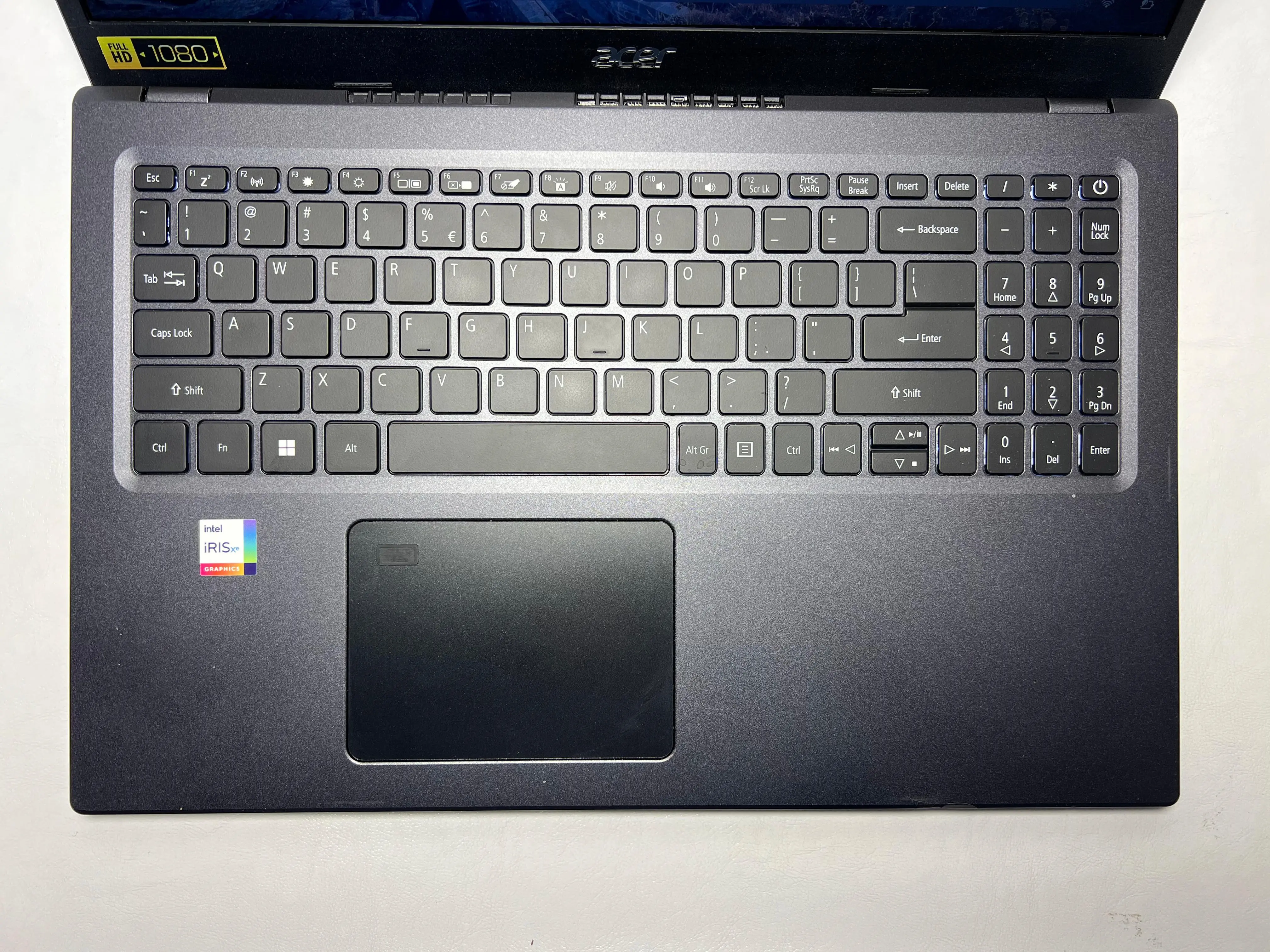 Acer Aspire 5 &mdash; şəkil 1