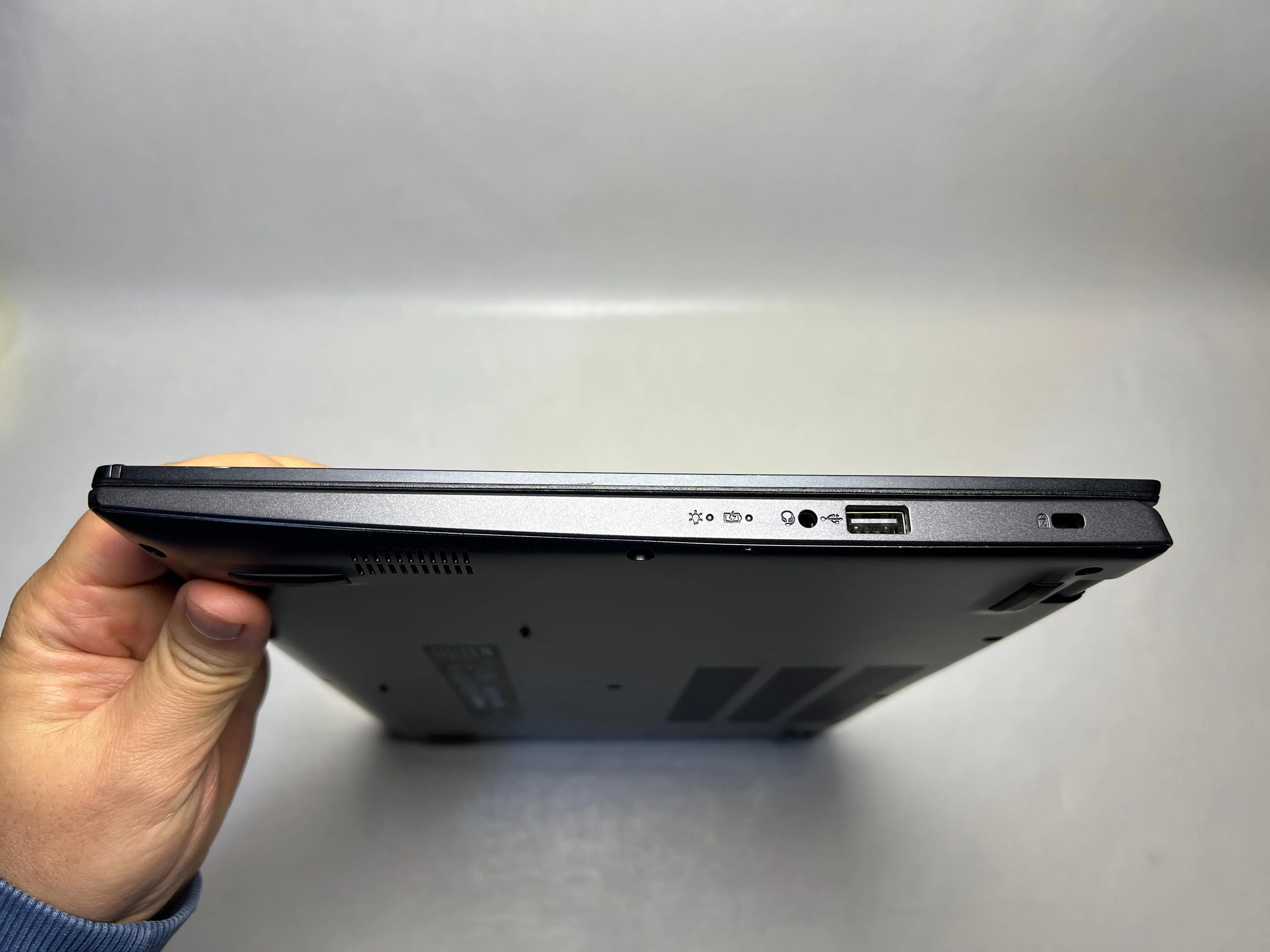 Acer Aspire 5 &mdash; şəkil 4