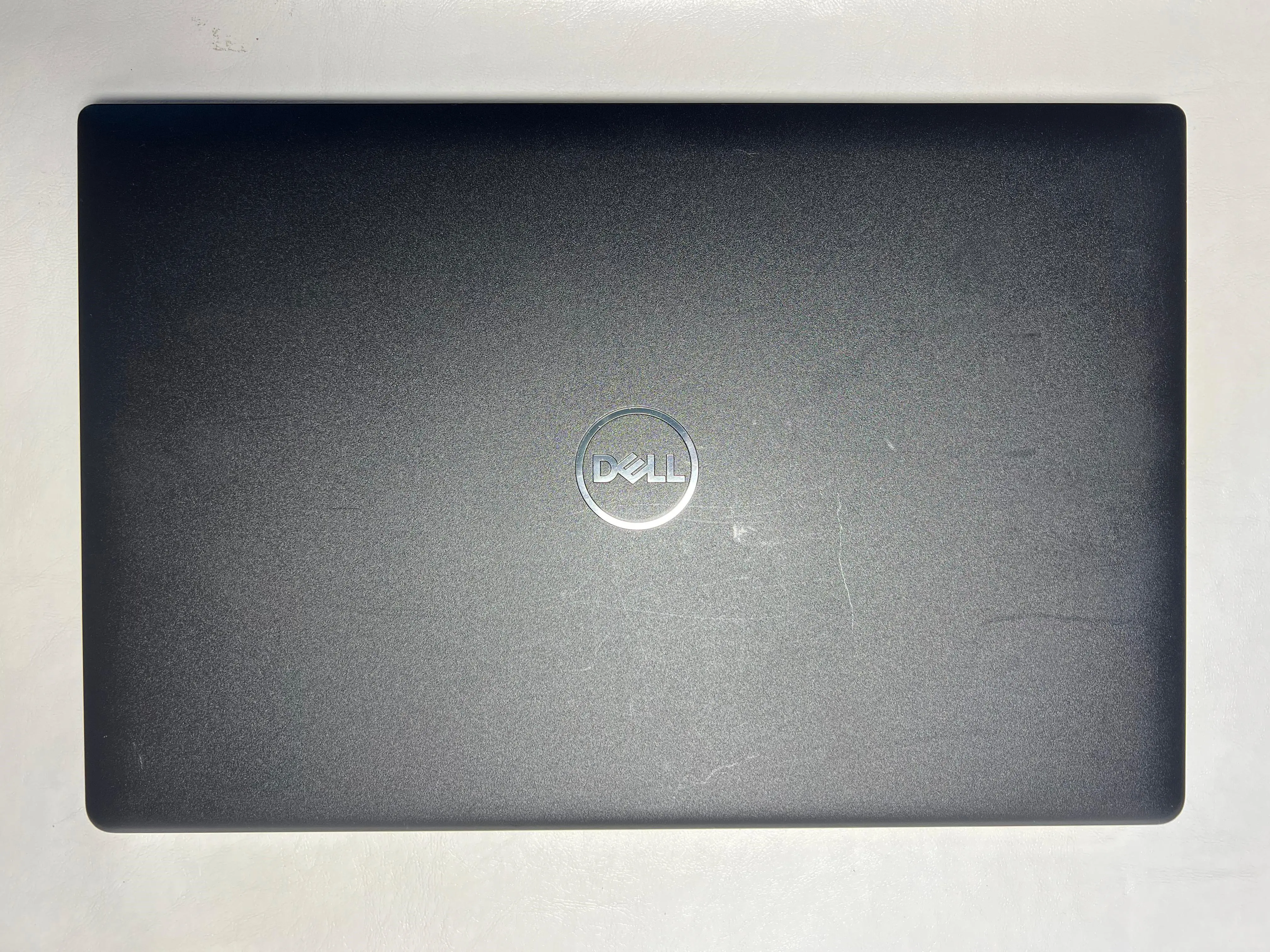 Dell Latitude 3520 &mdash; şəkil 2