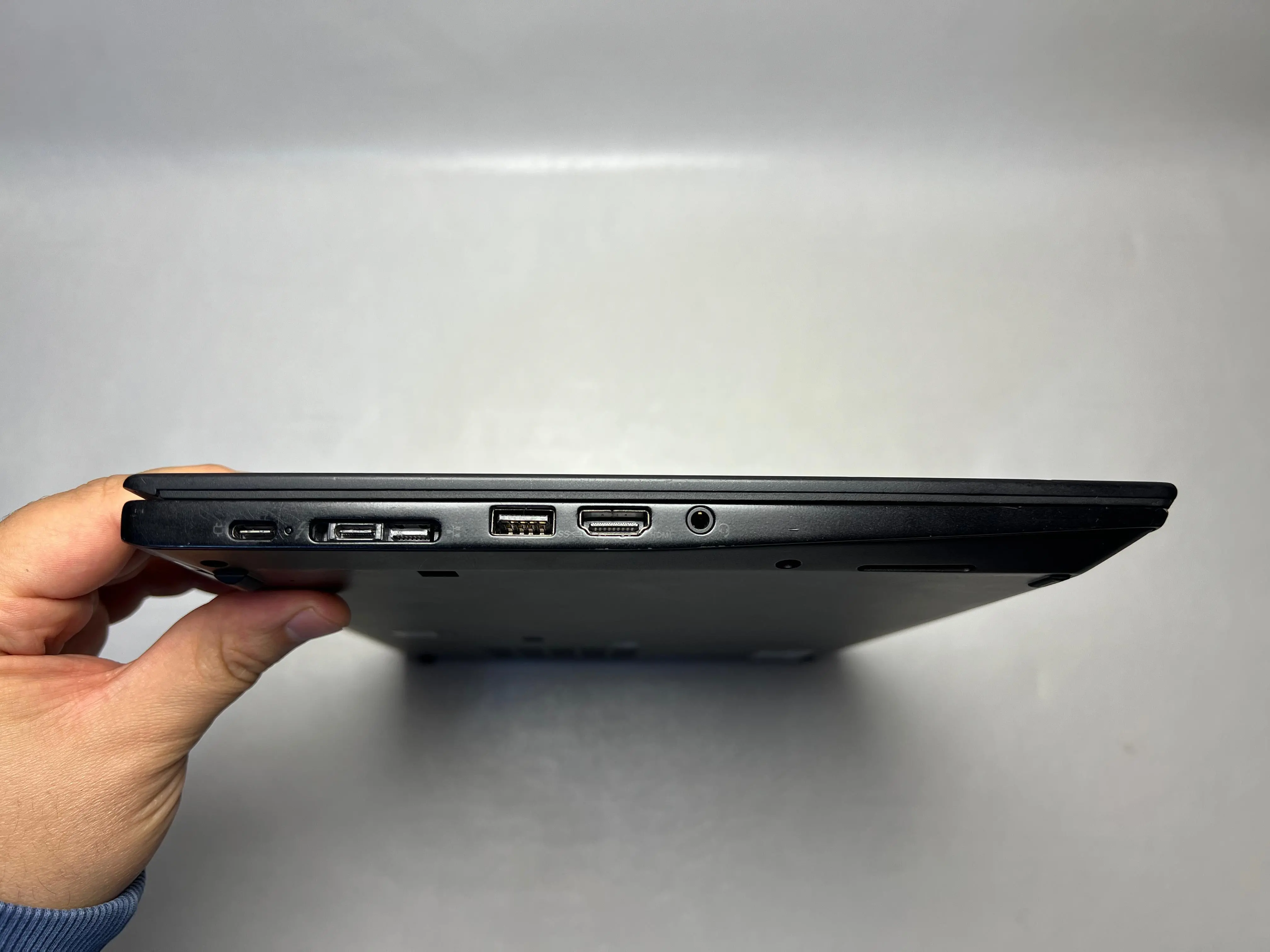 Lenovo ThinkPad T490s &mdash; şəkil 7