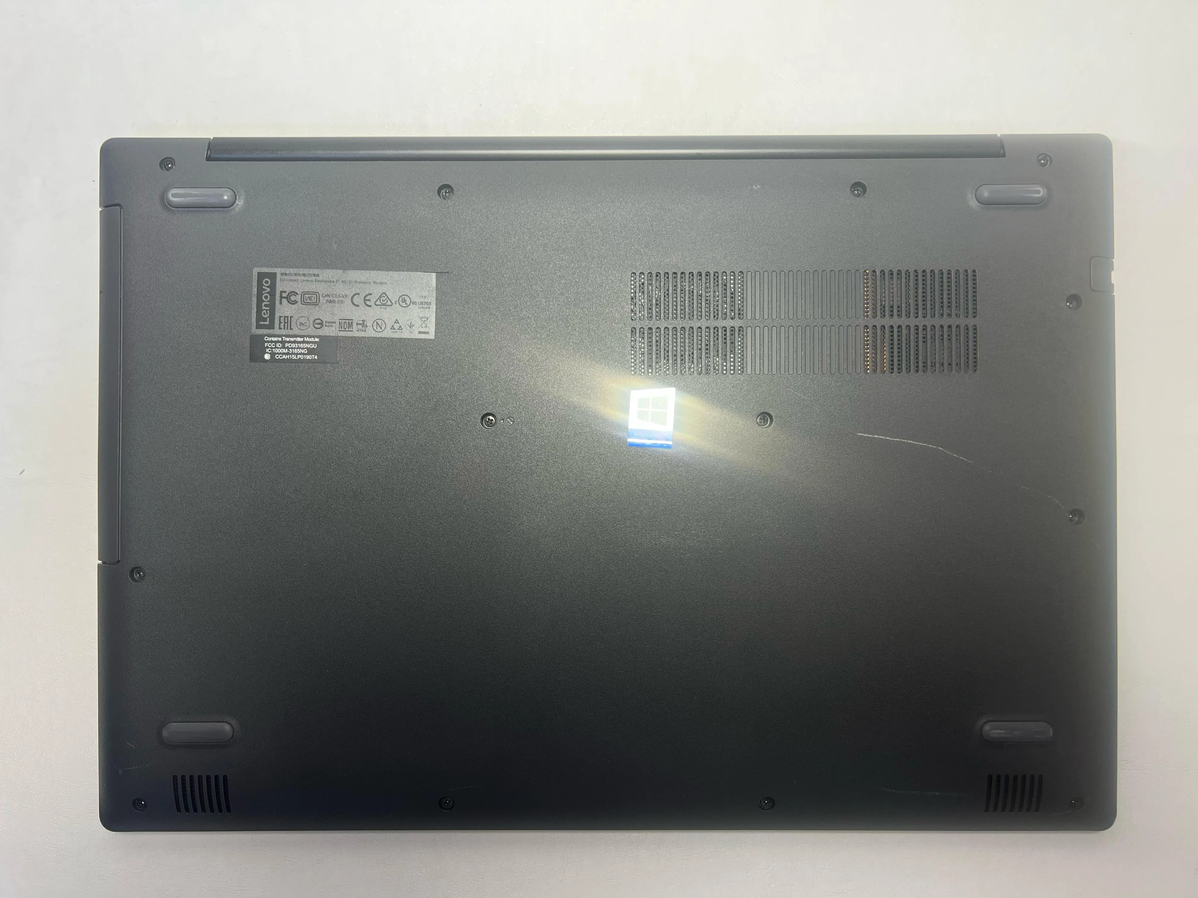 Lenovo Ideapad 330-15IKB &mdash; şəkil 3