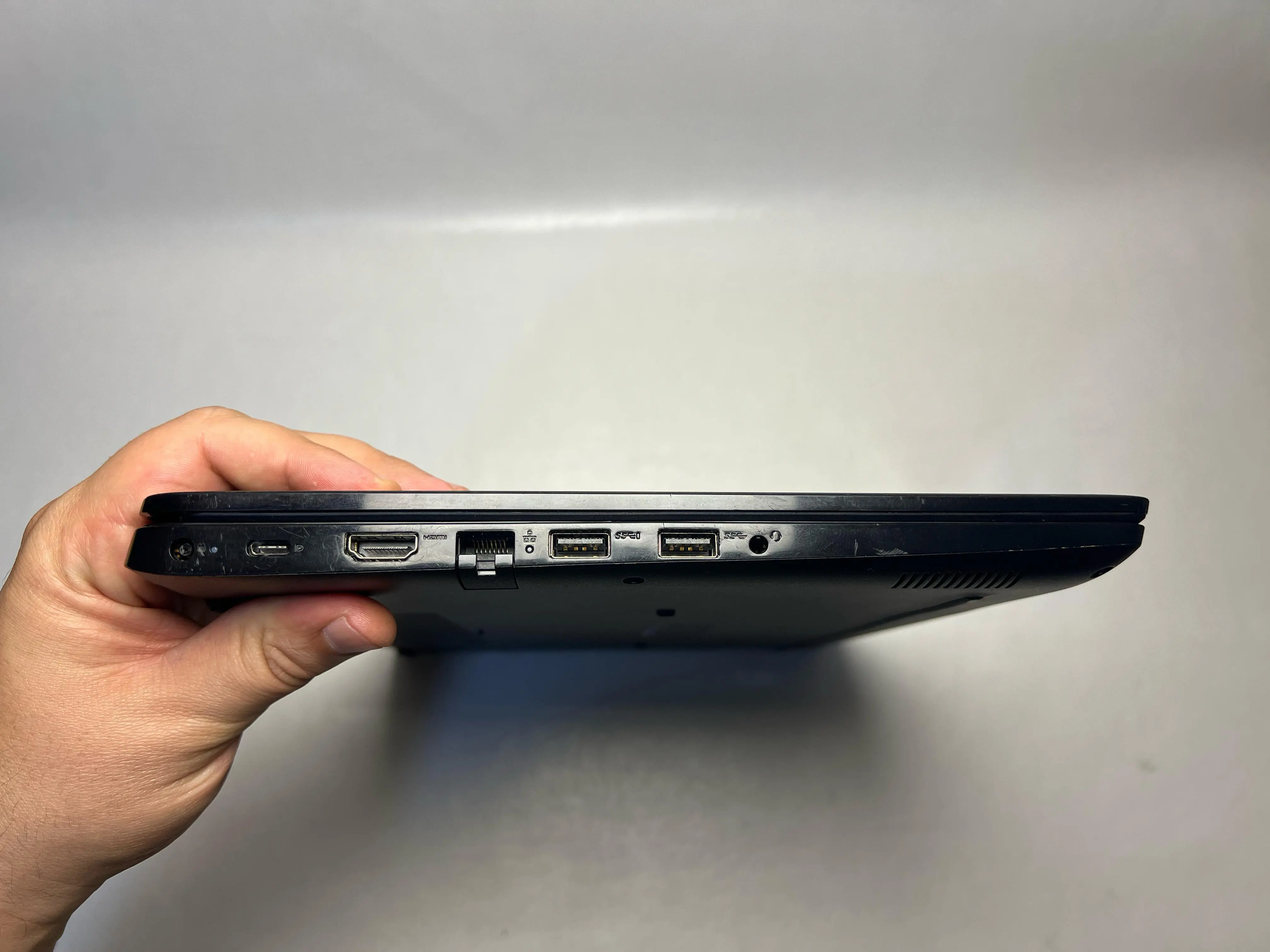 Dell Latitude 3400 &mdash; şəkil 1