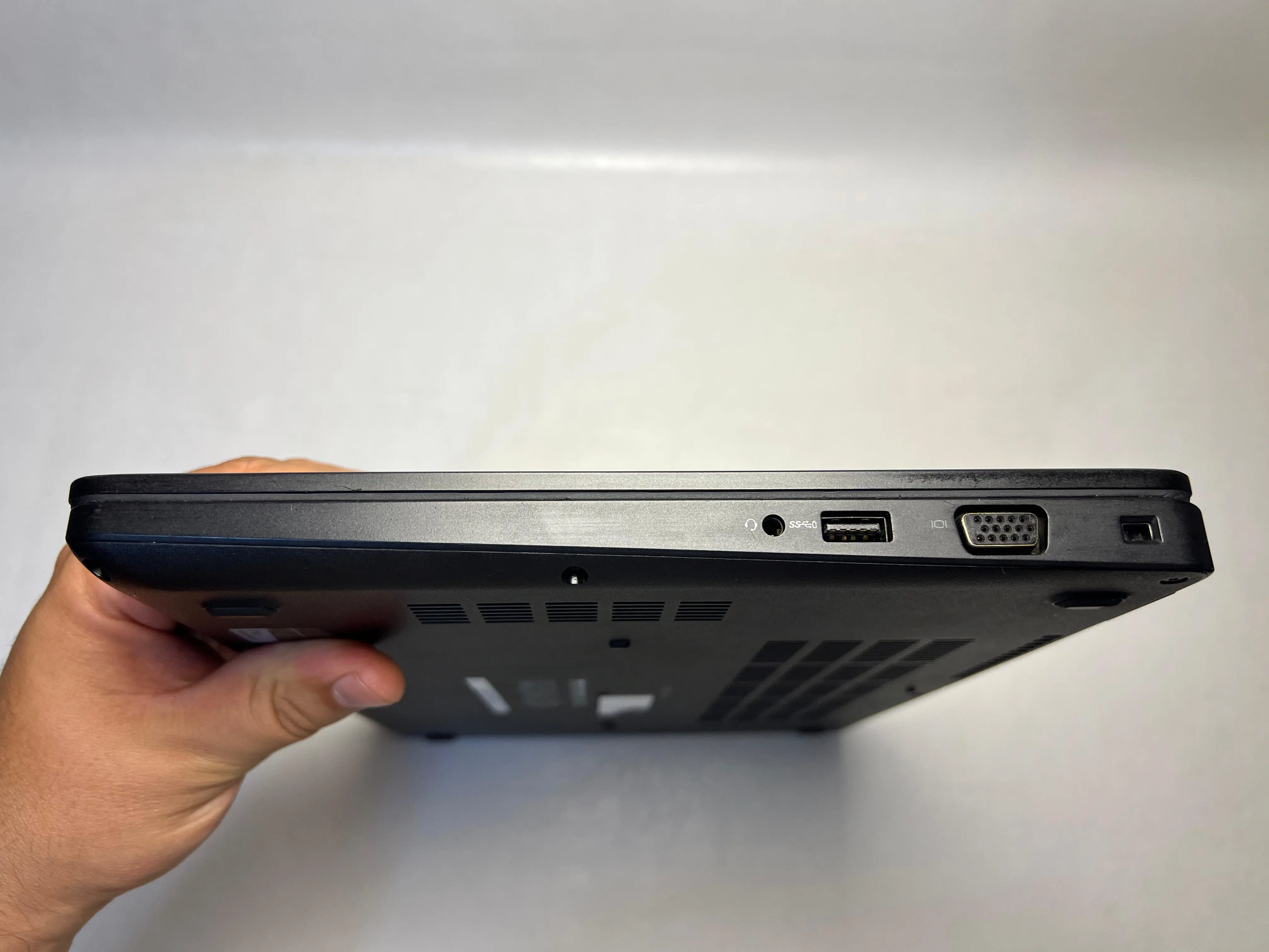 Dell Latitude 5490 &mdash; şəkil 4
