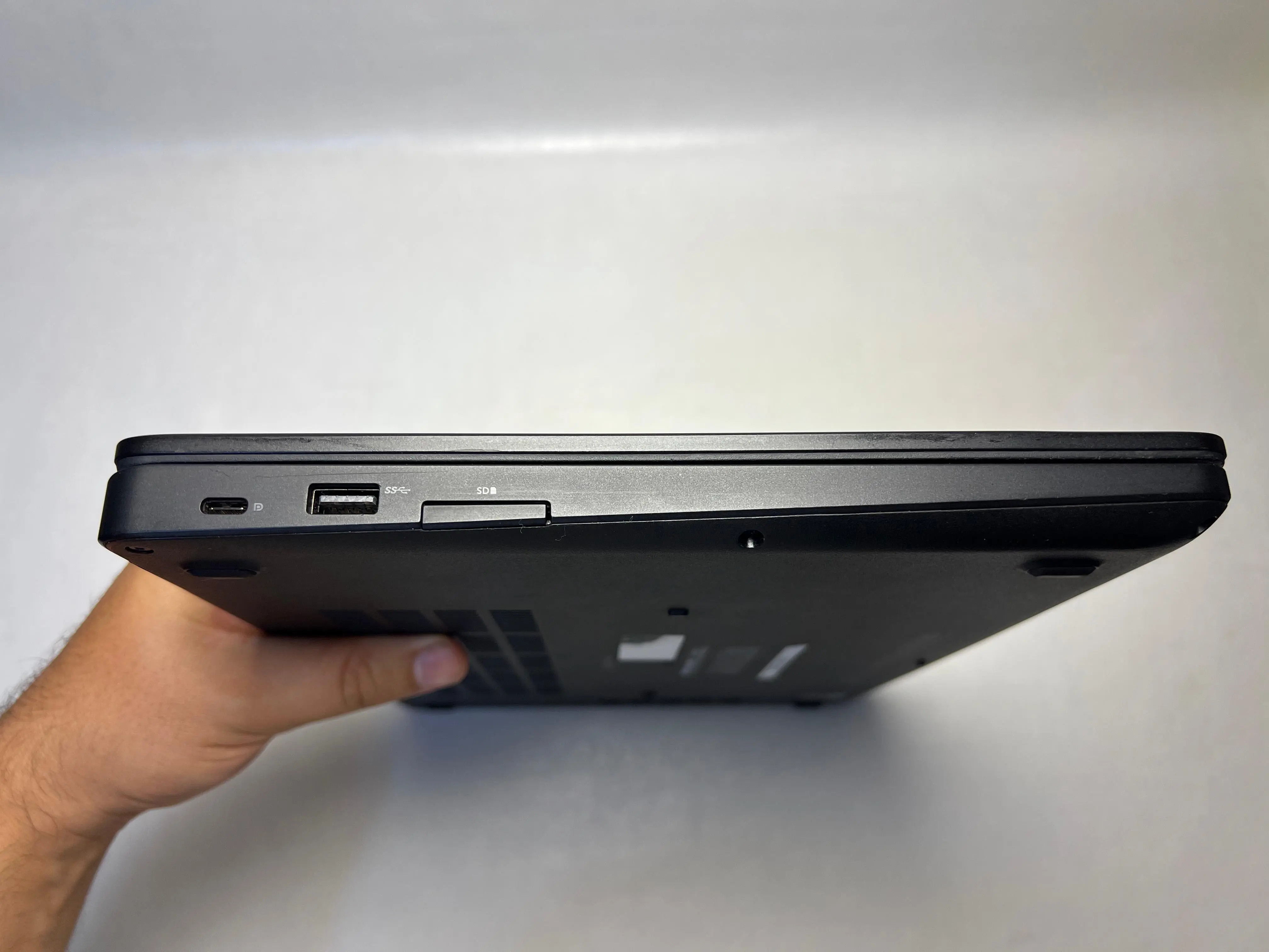 Dell Latitude 5490 &mdash; şəkil 5