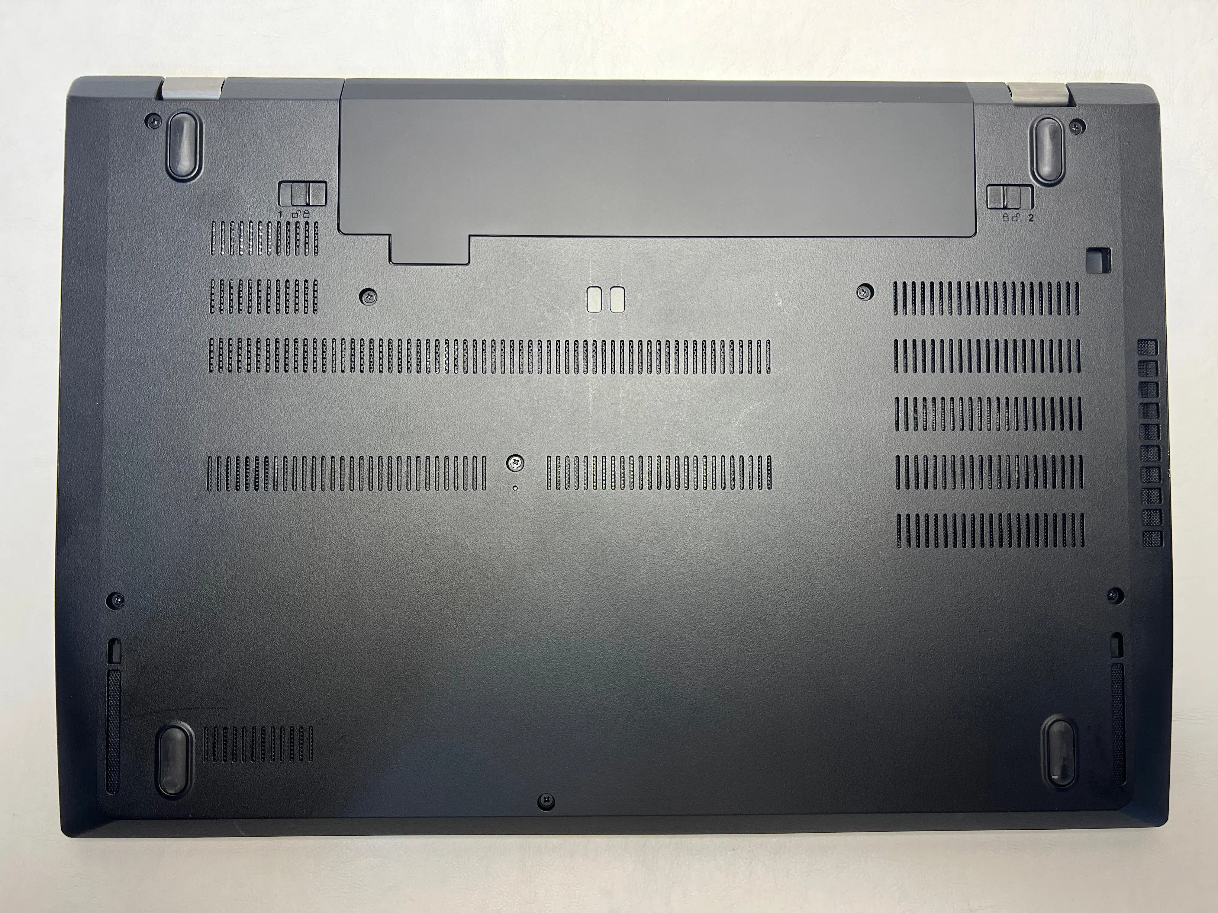 Lenovo ThinkPad T580 — şəkil 1