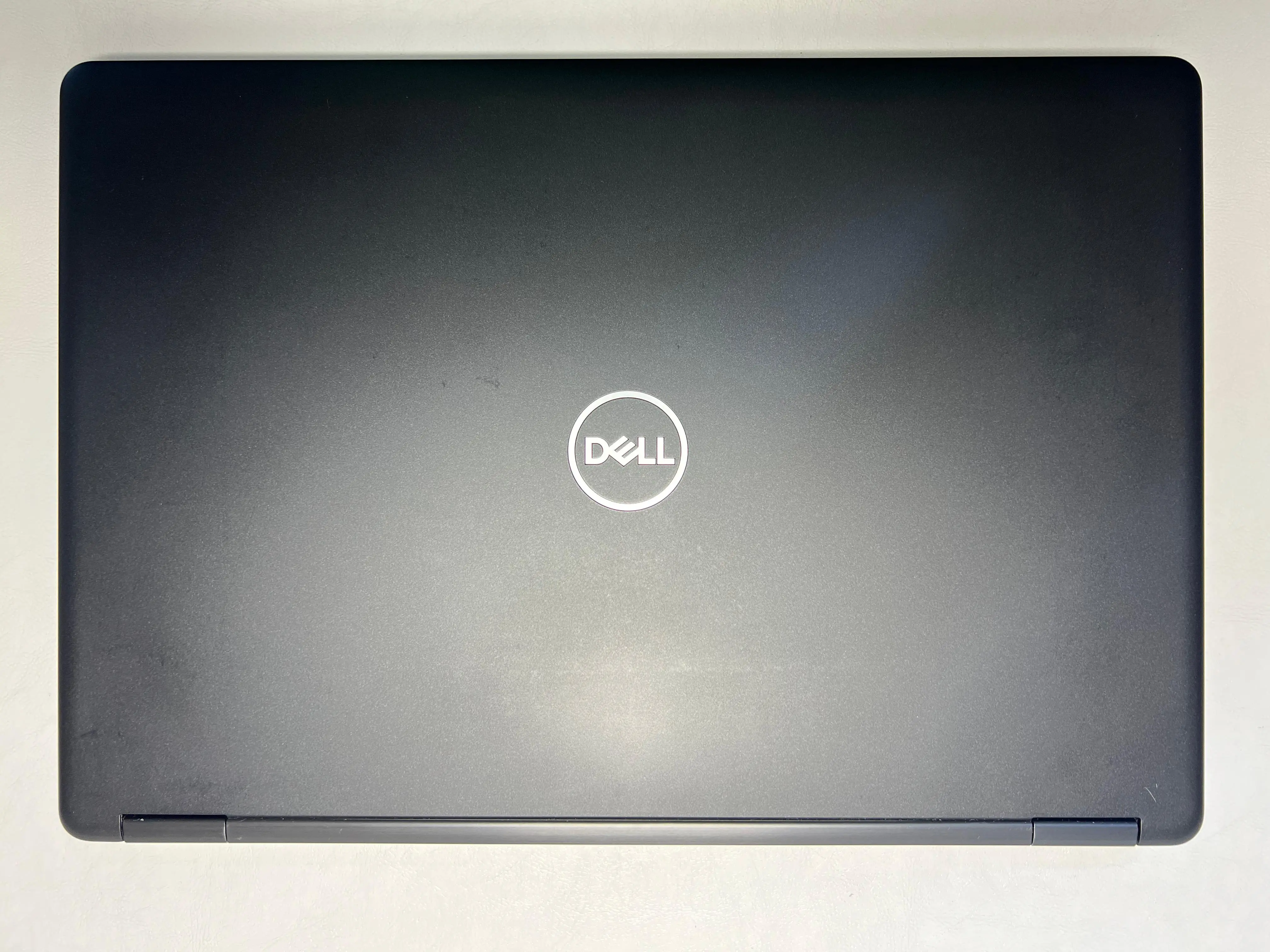 Dell  Latitude 5490 &mdash; şəkil 1