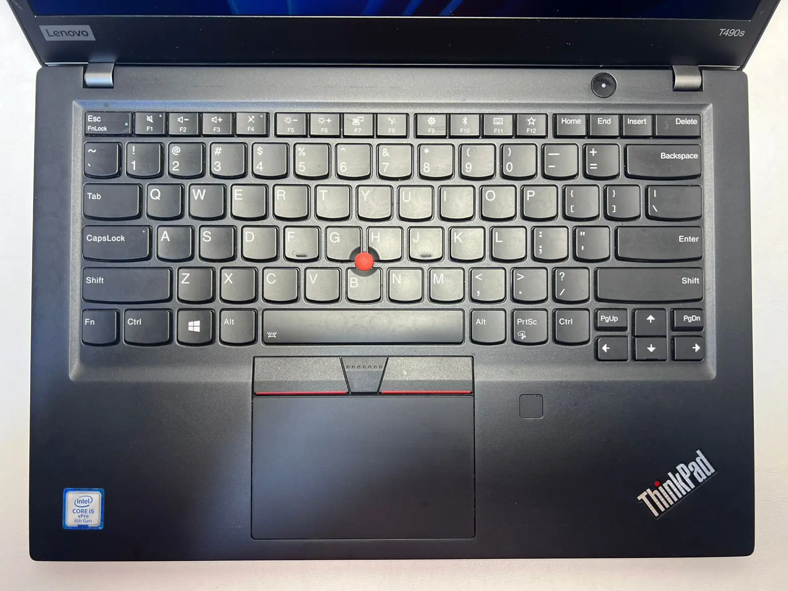 Lenovo ThinkPad T490s — şəkil 1