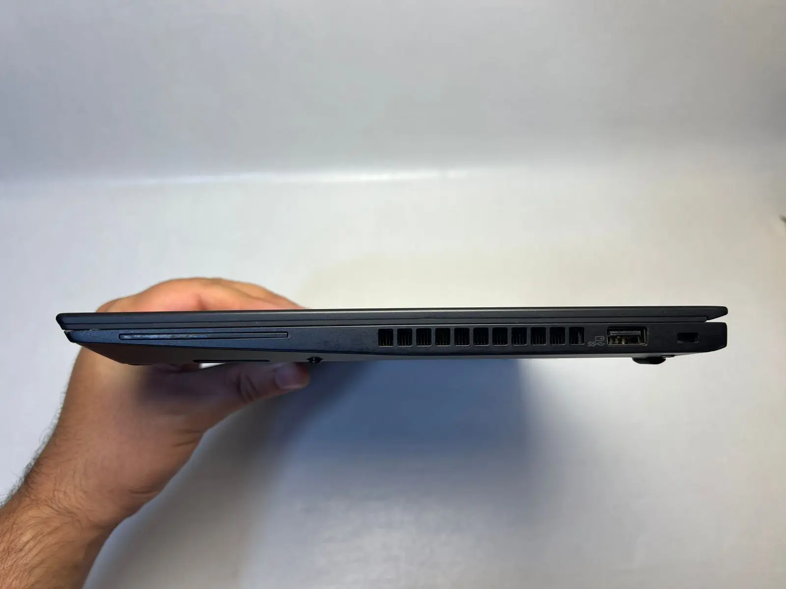 Lenovo ThinkPad T490s — şəkil 5