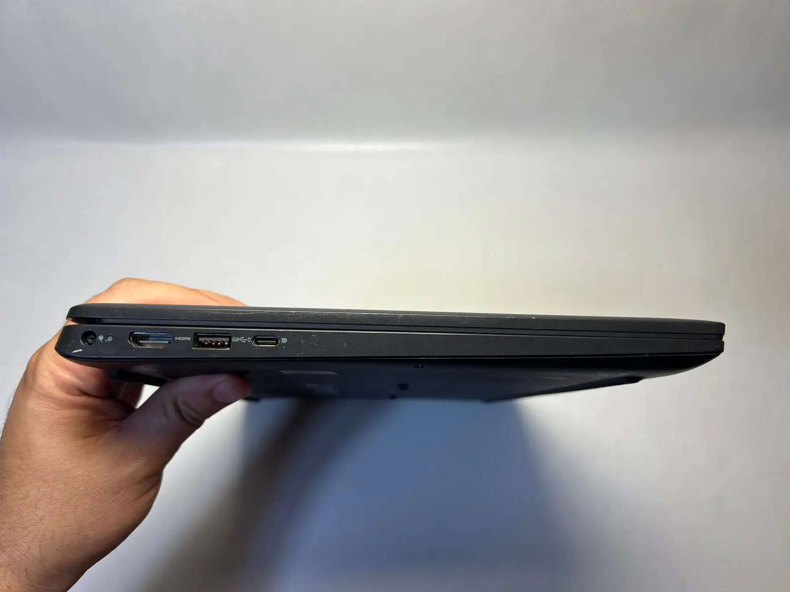 Dell Inspiron 15 3520 &mdash; şəkil 4