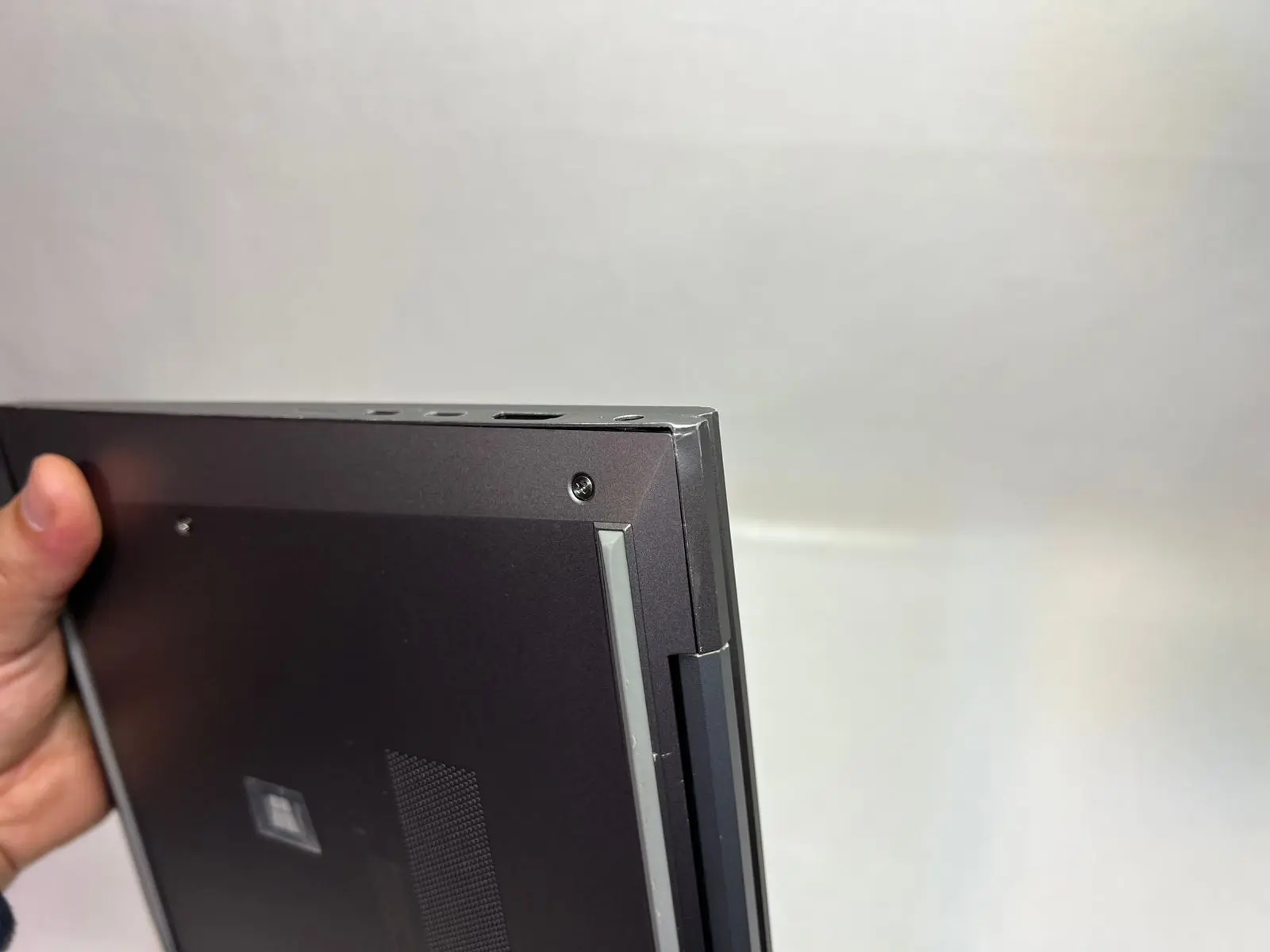 HP Zbook Firefly 14 G8 — şəkil 6